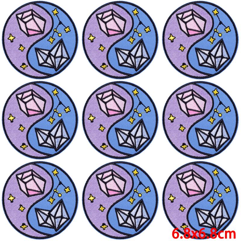 10Pcs/Lot Diamond Crystal Embroidery Patch Iron On Patches For Clothing Thermoadhesive Patches For Clothes Cartoon Fusible Patch
