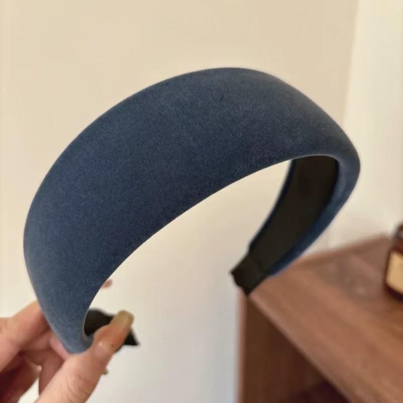 Hepburn Style Velvet Wide Brim Headband, High Puff Top Design Slim Face Non Slip Hair Band, Daily Hair Wrap For Washing Face & Makeup