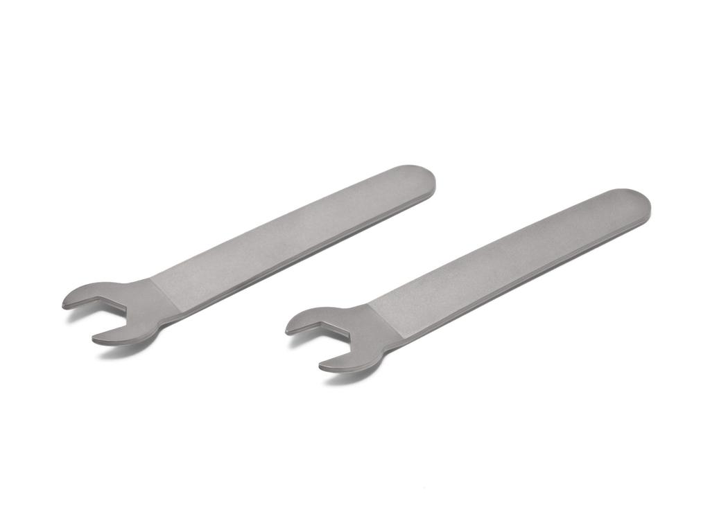 Комплект кабелей OYAIDE NEO Solderless 4 RCA 2 1 recycle R4+ (Кабель 1,5 м, вилки, ключи, палка)