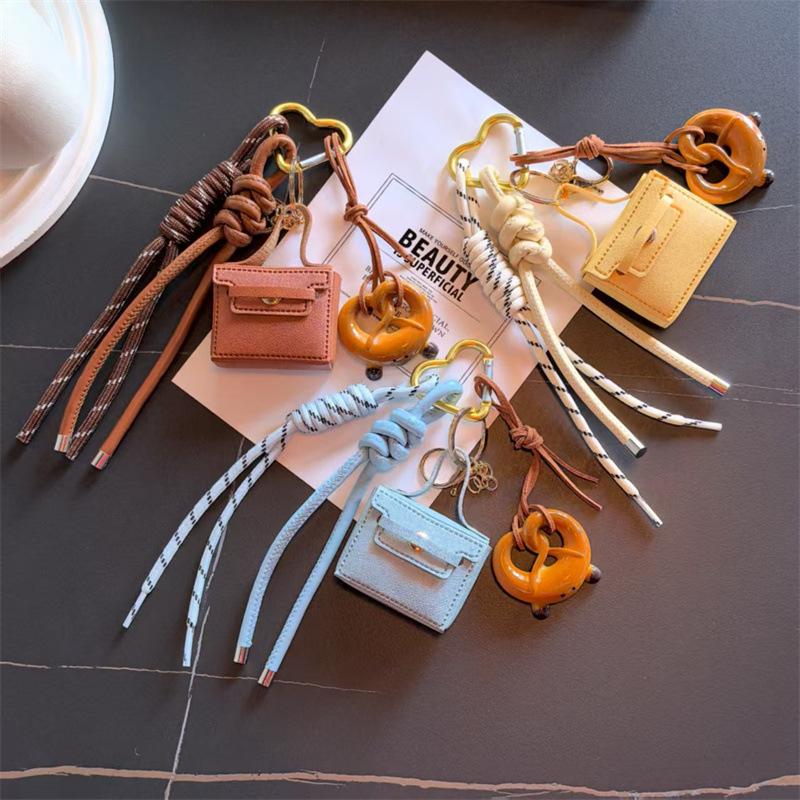 Mini coin purse pendant, backpack charm, women's gift, fashionable small square bag woven rope bag charm