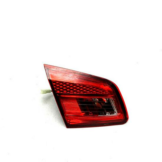 Compatible with FAW Xiali Weizhi V5 Rear Taillight and Brake Light Assembly.