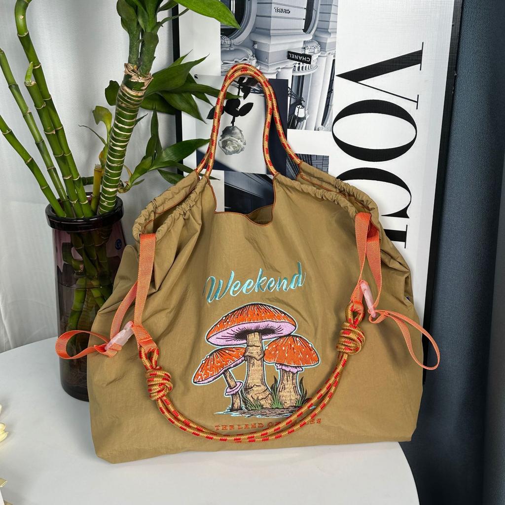 Embroidery Shopping Bag Women'S Fashion Niche Large Capacity Shoulder Bag Tide