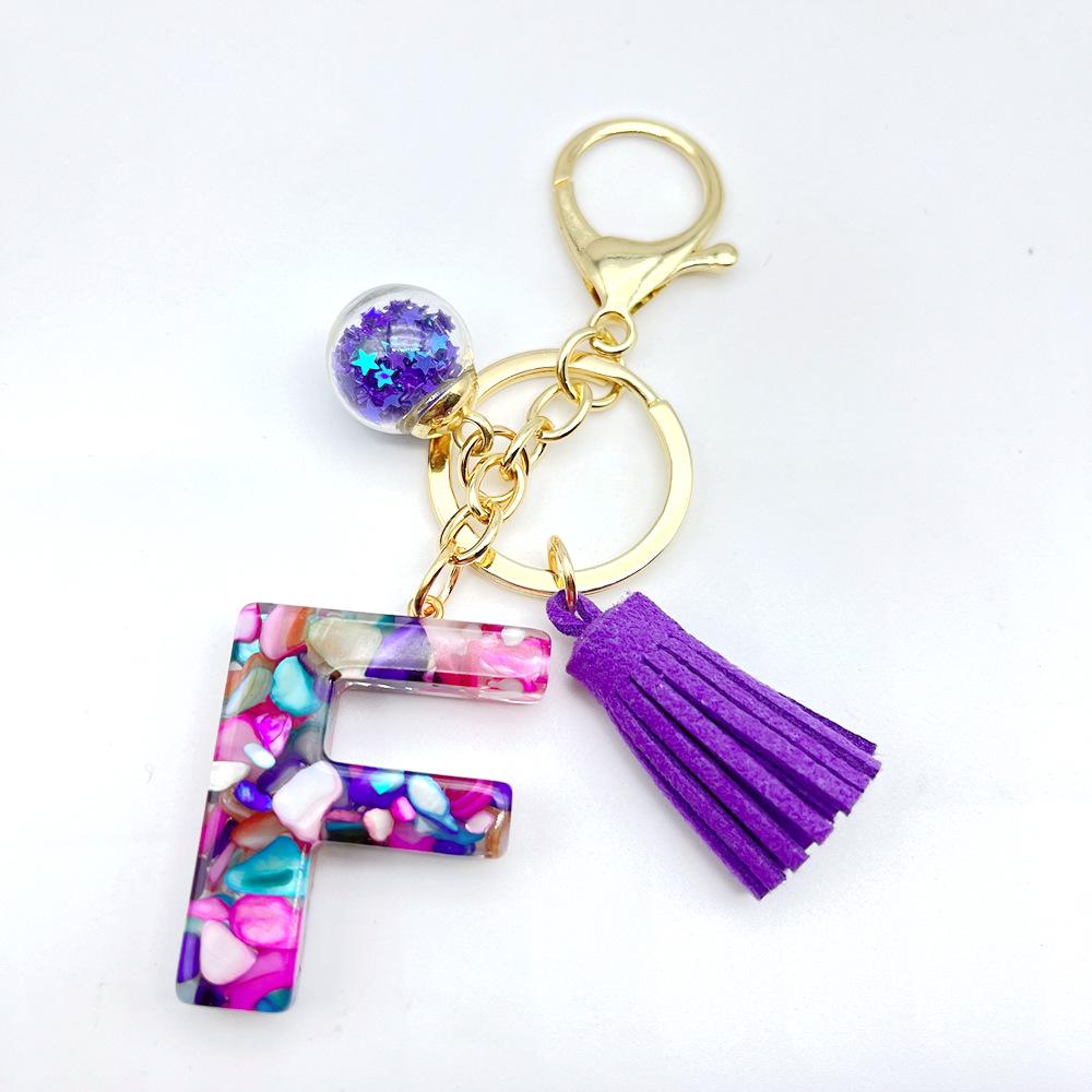 Европейский и американский хит продаж брелок с английскими инициалами и фиолетовой кисточкой