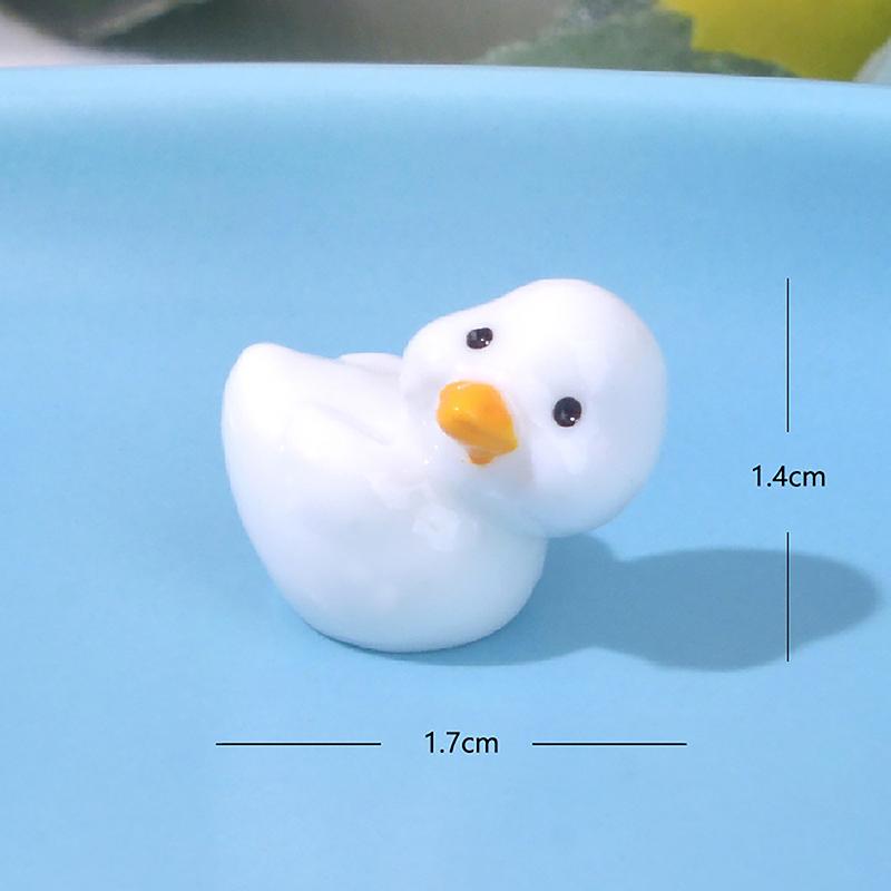 Cute Mini Yellow Ducks Ornament Tiny Duck Resin Handicraft Dollhouse Decorations