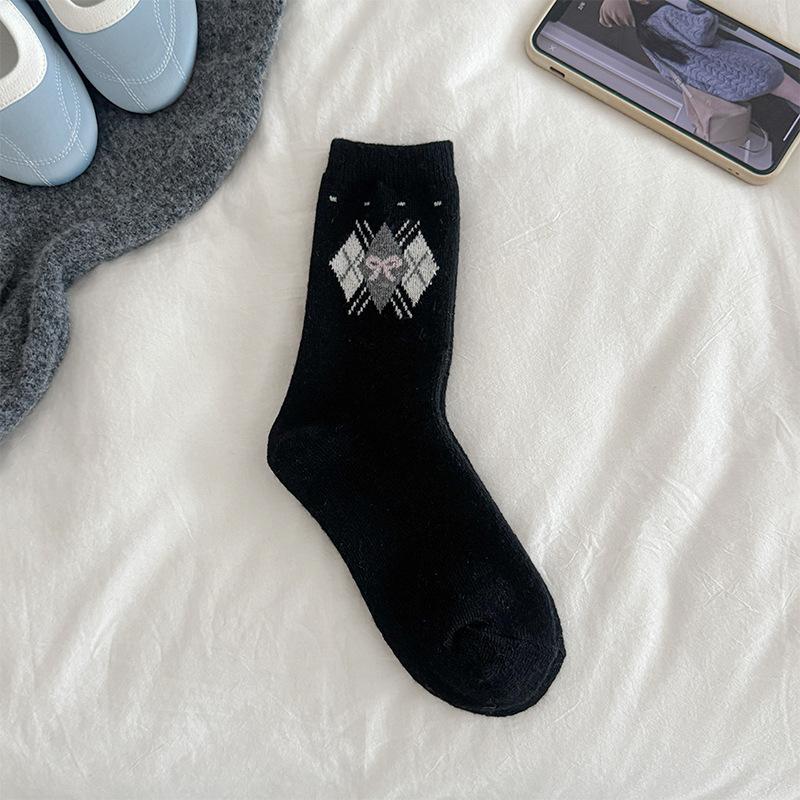 Женские осенне-зимние утолщенные теплые винтажные носки с ромбовидным узором и бантом из шерстяного ворса