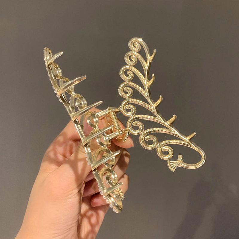 Elegant Metal Rhinestone Hair Claw Gold Color Hollow Geometry Hair Clips for Women Vintage Hairpin Hair Crab Hair Accessories