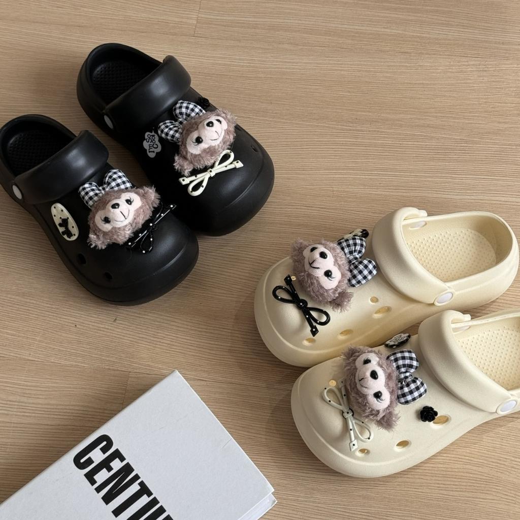 Мультяшные милые туфли с дырочками женская уличная обувь для подиума не утомляющая ноги дышащая на высокой толстой подошве нескользящая с закрытым носком шлепанцы