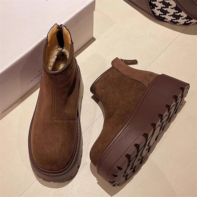 Короткие ботинки на толстой подошве для женщин, осенние и зимние ботинки 2024 года, новые популярные универсальные повседневные бархатные зимние ботинки для женщин, увеличивающие рост