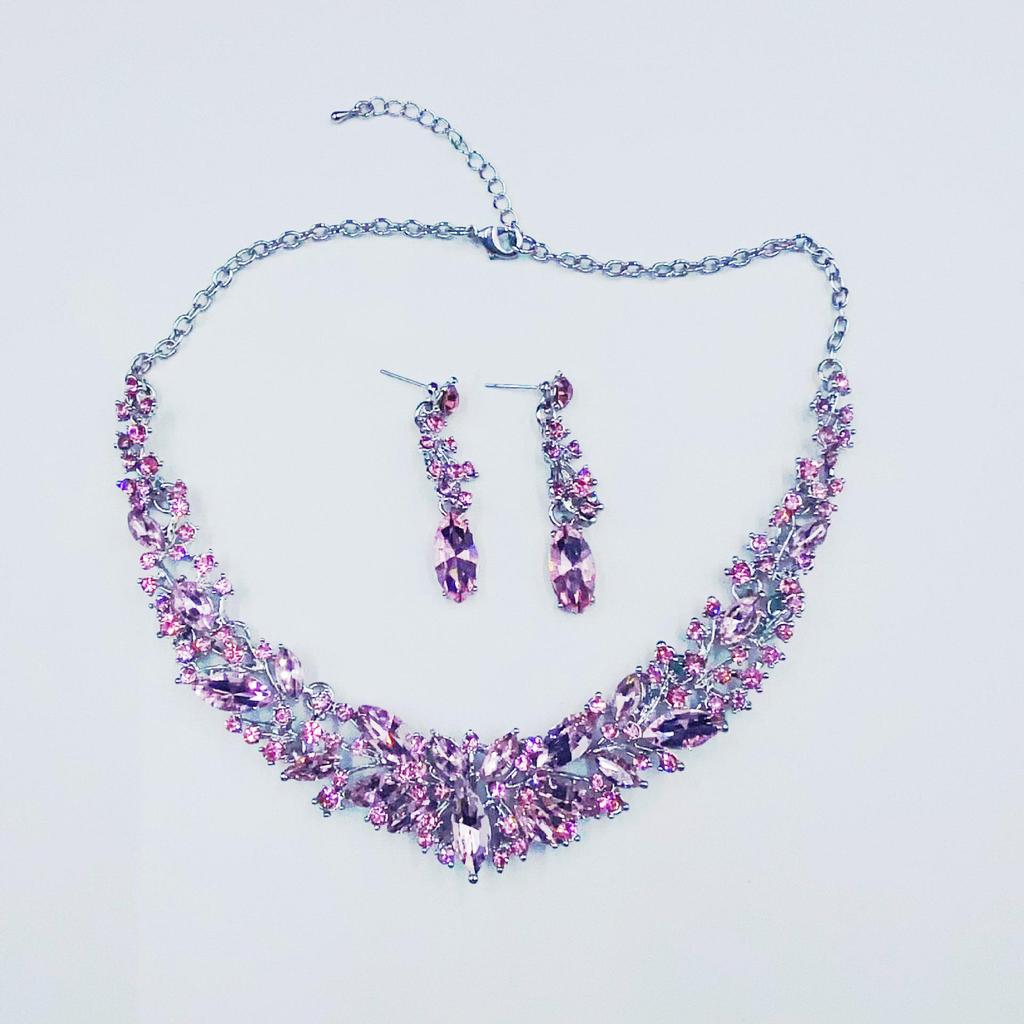 Винтажный европейский и американский вечерний набор: ожерелье и серьги - цветочный дизайн