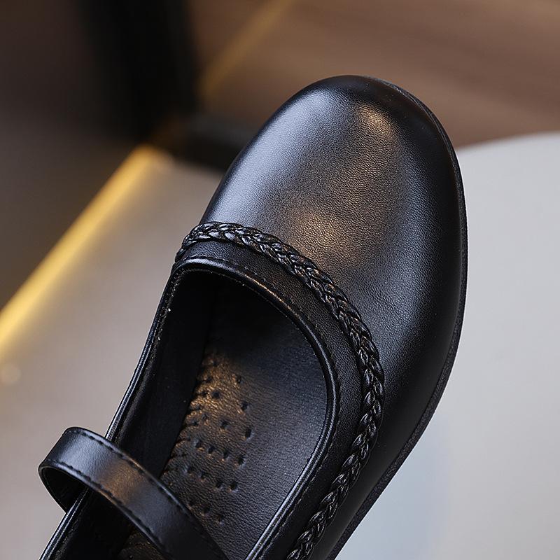 Британский стиль Детская кожаная обувь Черная школьная обувь для девочек 2024 Новая униформа Универсальная детская обувь принцессы Модная нескользящая