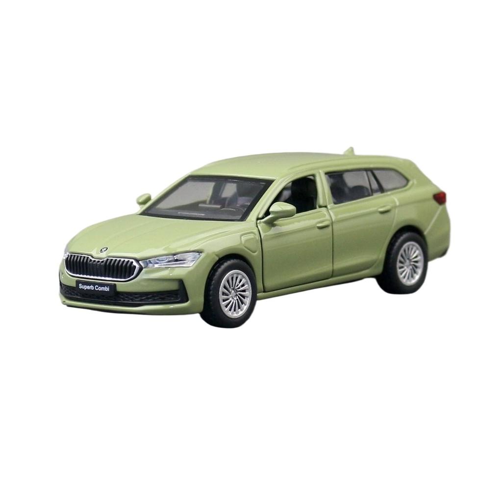 1/43 Skoda SUPERB Металлическая модель автомобиля Литье под давлением и игрушечные транспортные средства Модель автомобиля Масштабная миниатюрная модель автомобиля Игрушки для детей
