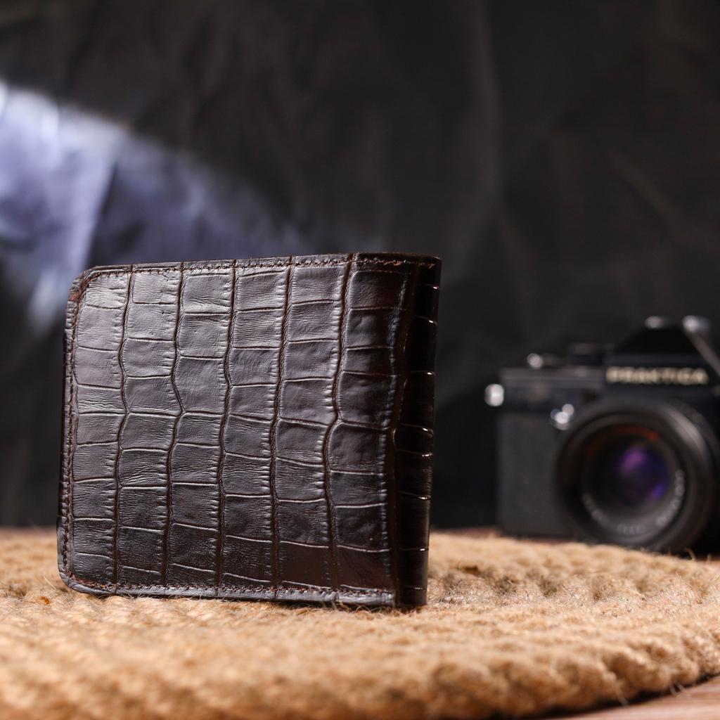 Практичное Мужское портмоне в два сложения из натуральной фактурной кожи с тиснением под крокодила CANPELLINI Purse 21578 Коричневое