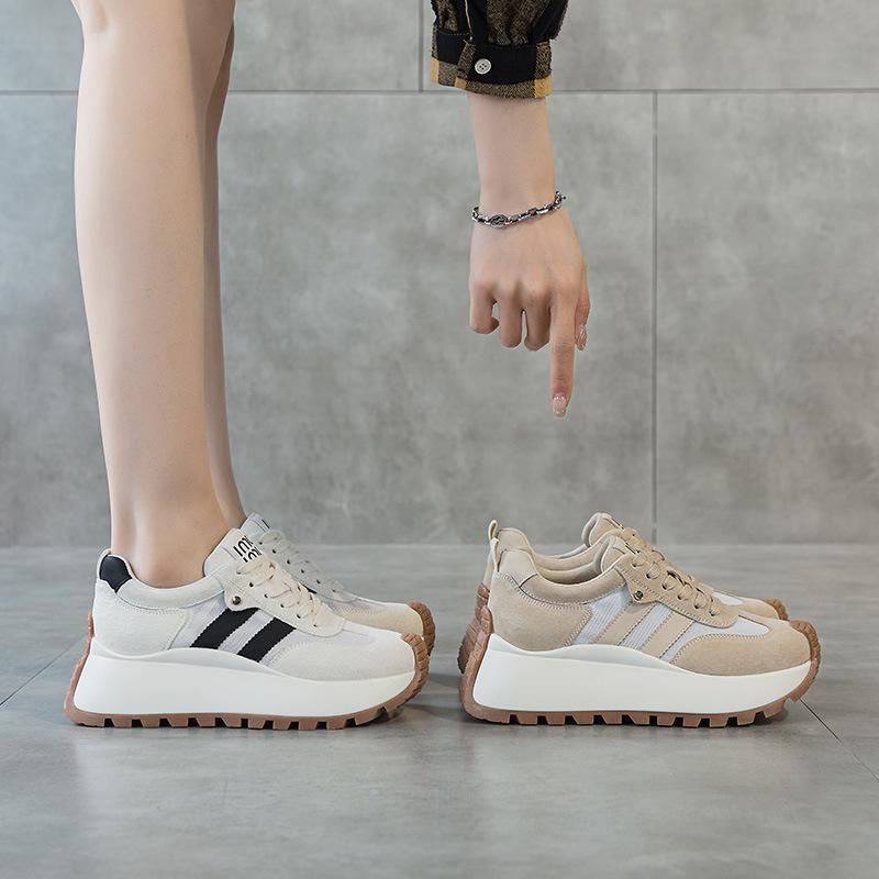 2025 новые спортивные и повседневные дышащие кроссовки с низким верхом, кроссовки папы Форреста Гампа, женские маленькие размеры 3233 на толстой подошве, женская обувь с внутренней танкеткой