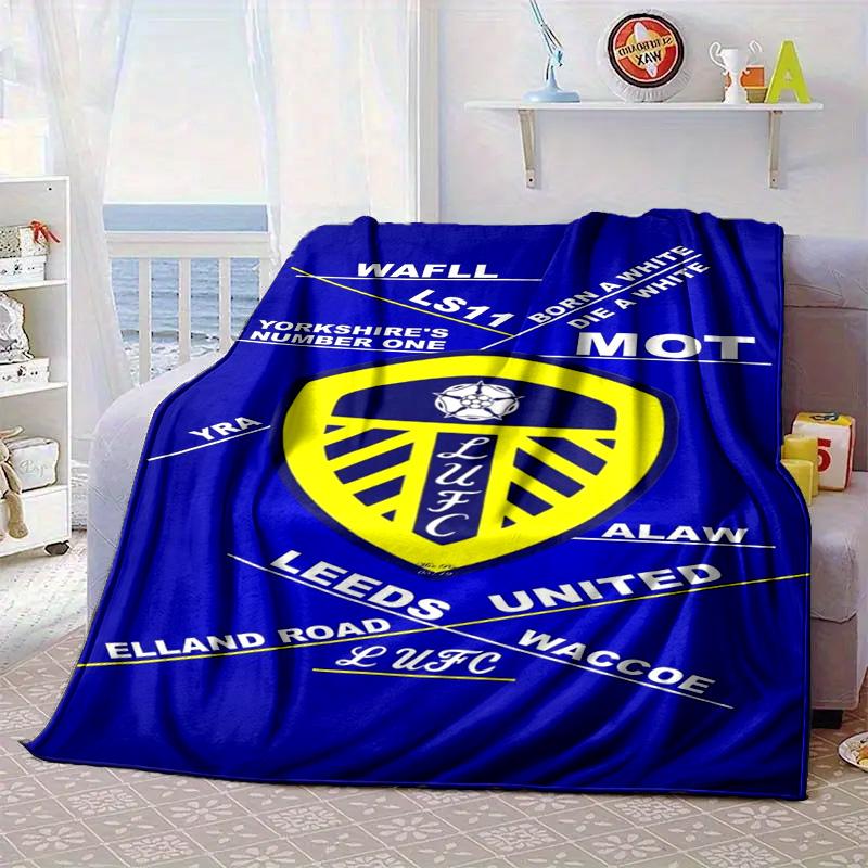Leeds United Crest Pattern Portable Blanket/Soft Blanket Bedding Blanket Suitable for Travel Camping Living Rooms Offices Sofas Fan Gifts