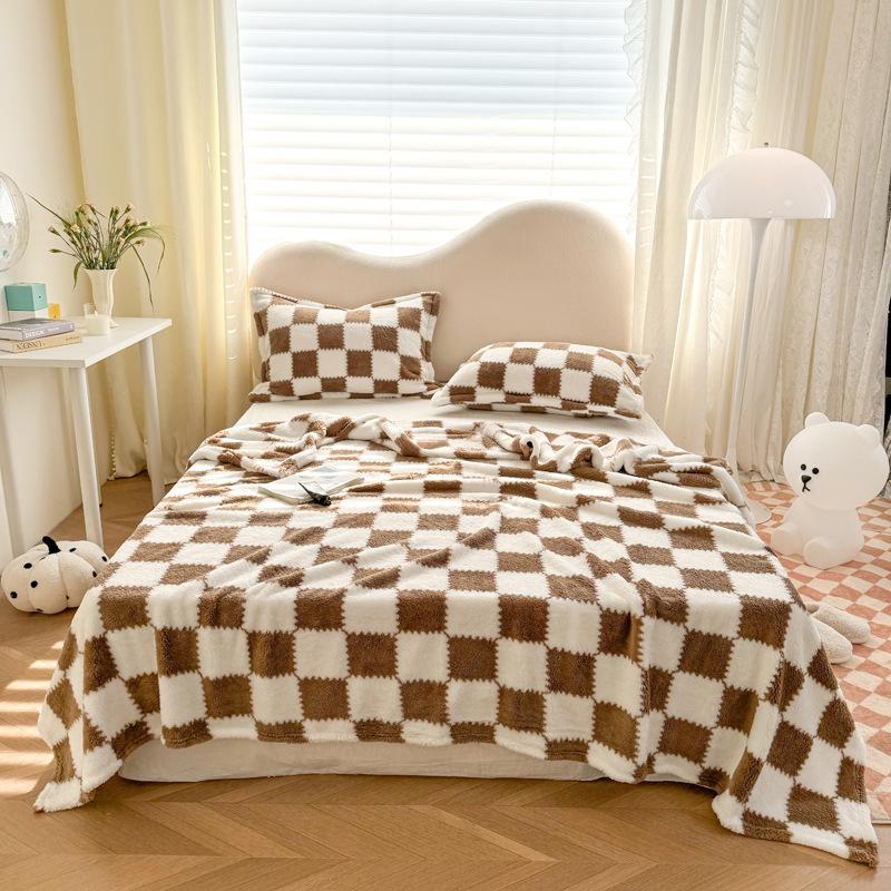 2025 Traditional Style Plaid Blanket Flannel Home Blanket Sheets Plush Double Sided Summer Air Conditioning Throw Blanket
