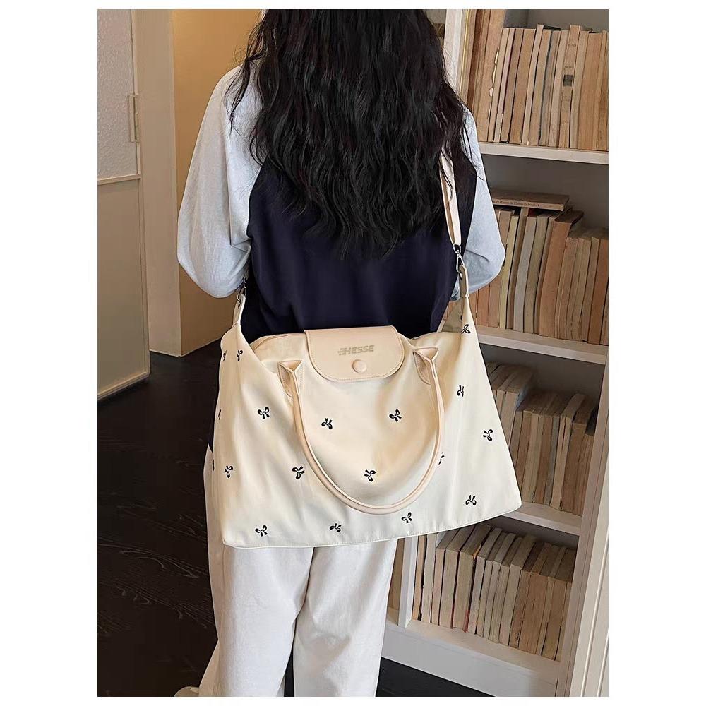 Women Large Capacity Travel Duffle Bag Embroidery Bow Handbag Shoulder Crossbody Bag for Gym Short Trip Storage