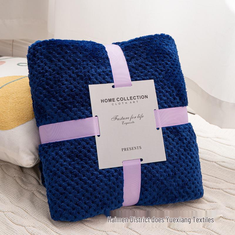 Class A Thick Merbau Winter Flannel Blanket - Nap, Sofa, or Air Conditioning Blanket - Perfect Gift.