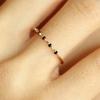 Кольцо UNI.J Spinel Sleek Pave из розового золота Ir261