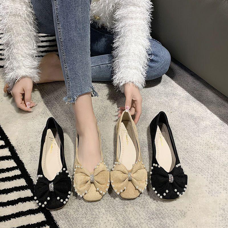 Модные туфли с квадратным носком для женщин Черный жемчуг с бантом Женские балетки Сделки Предложения Удобная и элегантная вулканизированная обувь Дизайнерская Роскошь