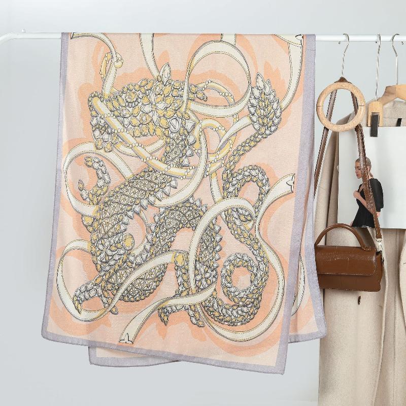 Retro Light Luxury Printed Women's Scarf Scarf Scarf Silk Scarf Autumn and Winter with Thin Shawl Warm Neck Scarf