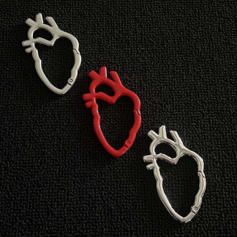 Тяжелая промышленность Любовь Сердце Геометрический Брелок Пряжка Креативный Металлический Подвеска Панк Рок Y2K Шарм для Сумки Поясной Стайлинг Аксессуар Подарок
