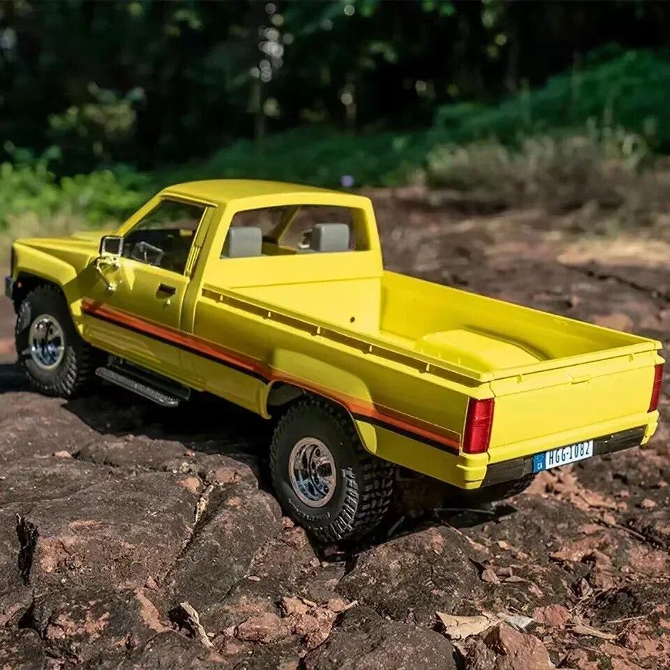 FMS Hilux 1983 1/18 RC автомобиль электрический пульт дистанционного управления автомобили моделирование мини-пикап 4WD внедорожный RC гусеничный автомобиль для взрослых подарки