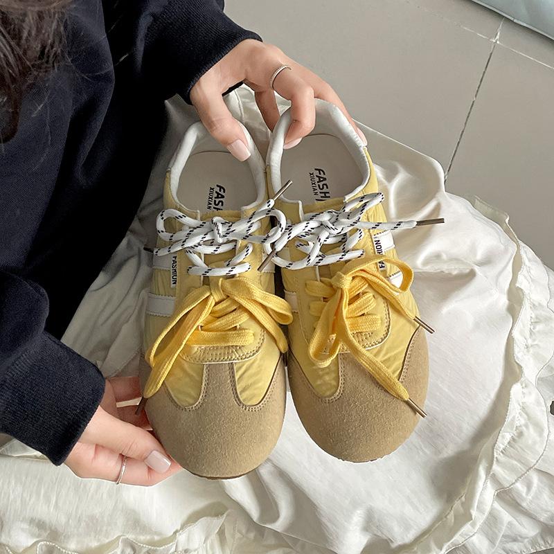 Trend Lightweight Retro Yellow Flat-bottomed German Training Shoes Women's 2025 New Spring Leisure Sports Versatile Forrest Gump Board Shoes