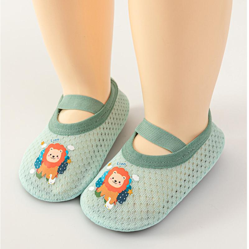 Носки для мальчиков и девочек, детские сетчатые дышащие детские туфли с героями мультфильмов, носки, домашняя обувь для малышей