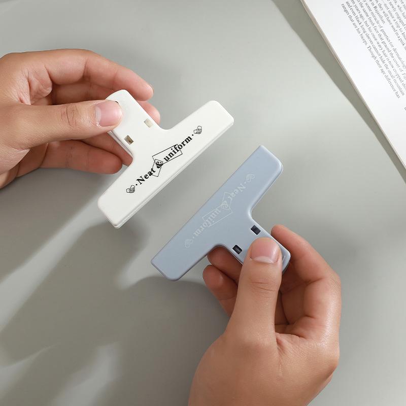 Зажим для бухгалтерской книги Красочный пластиковый магнитный зажим с длинным хвостом Документ Билл Леджер Инструмент Сортировочный зажим