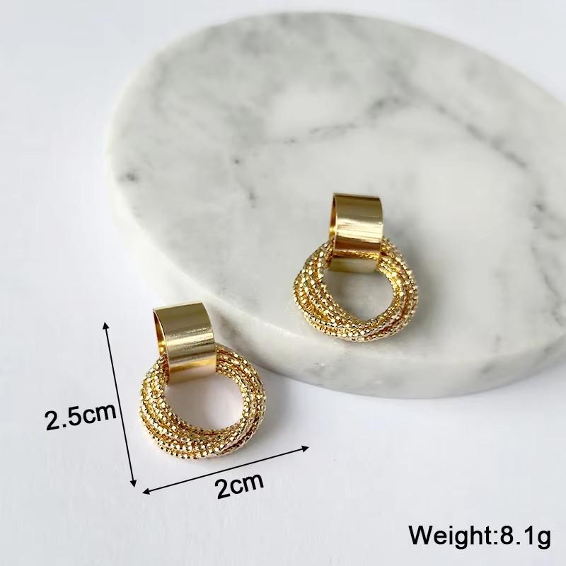 Exaggerated Twist Metal Dangle Earrings for Women Gold Punk Female Hanging Earrings Boho Geometry Ear Jewelry