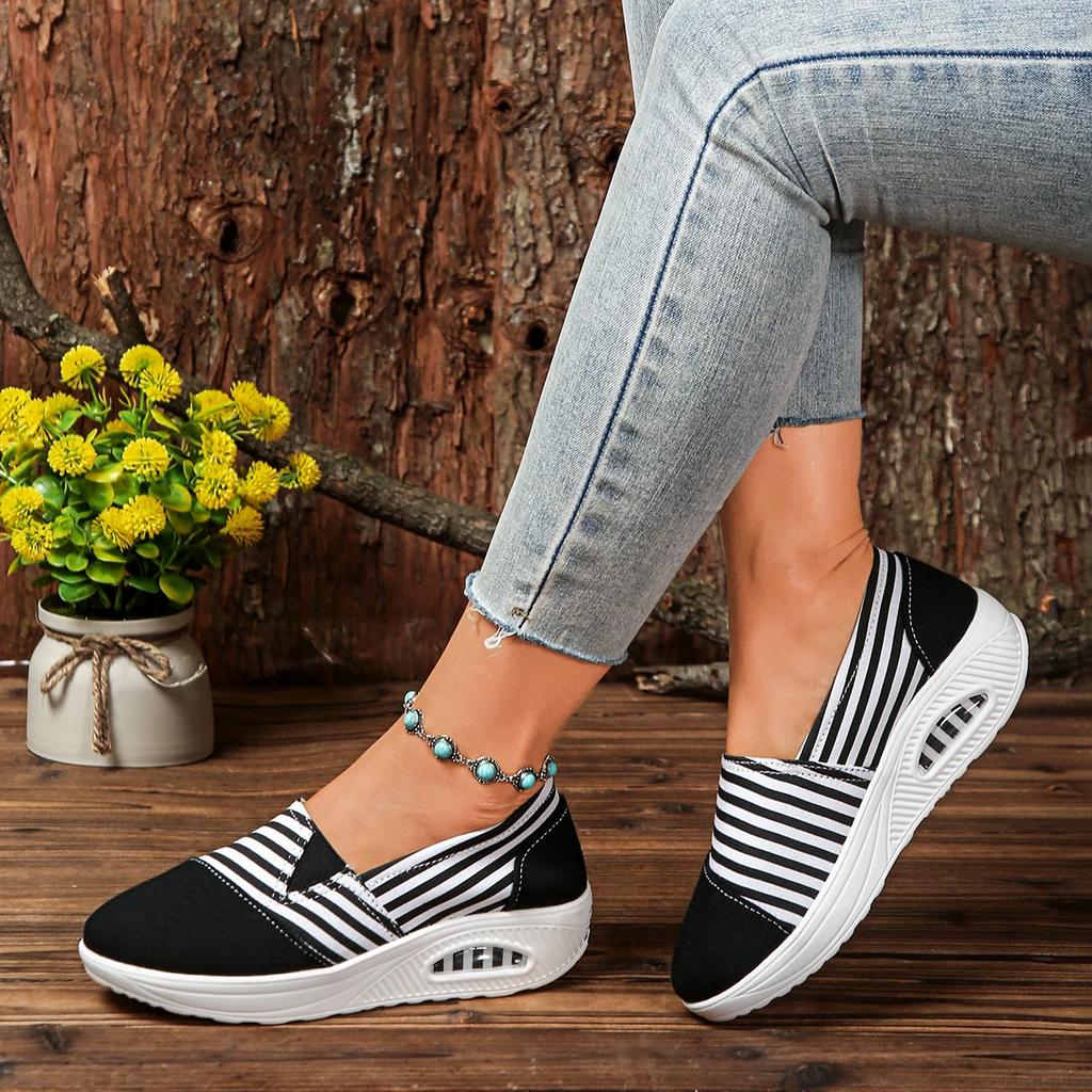 Women Sneakers 2025 New Comfortable Anti-slip Designer Shoes for Women Casual Lightweight Sneakers Zapatos De Mujer