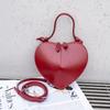 Женская сумка кроссбоди из коровьей кожи в форме персикового сердца, весна/лето 2025