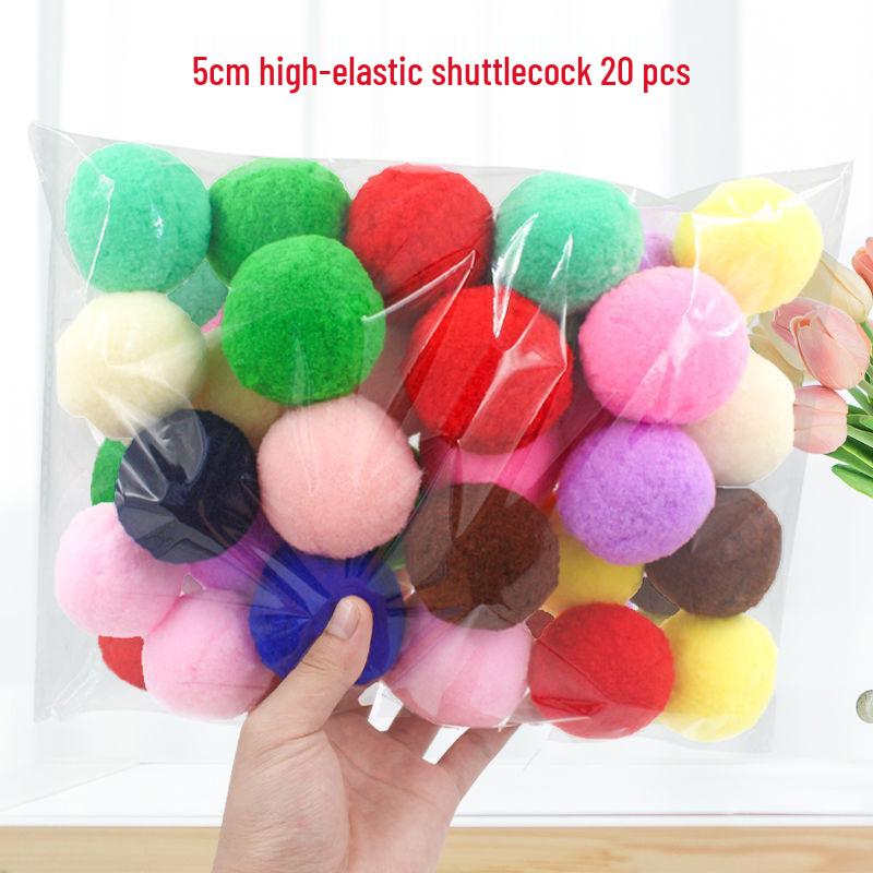 Товары для арт-зоны: Цветные пушистые помпоны для проектов от младших до старших классов