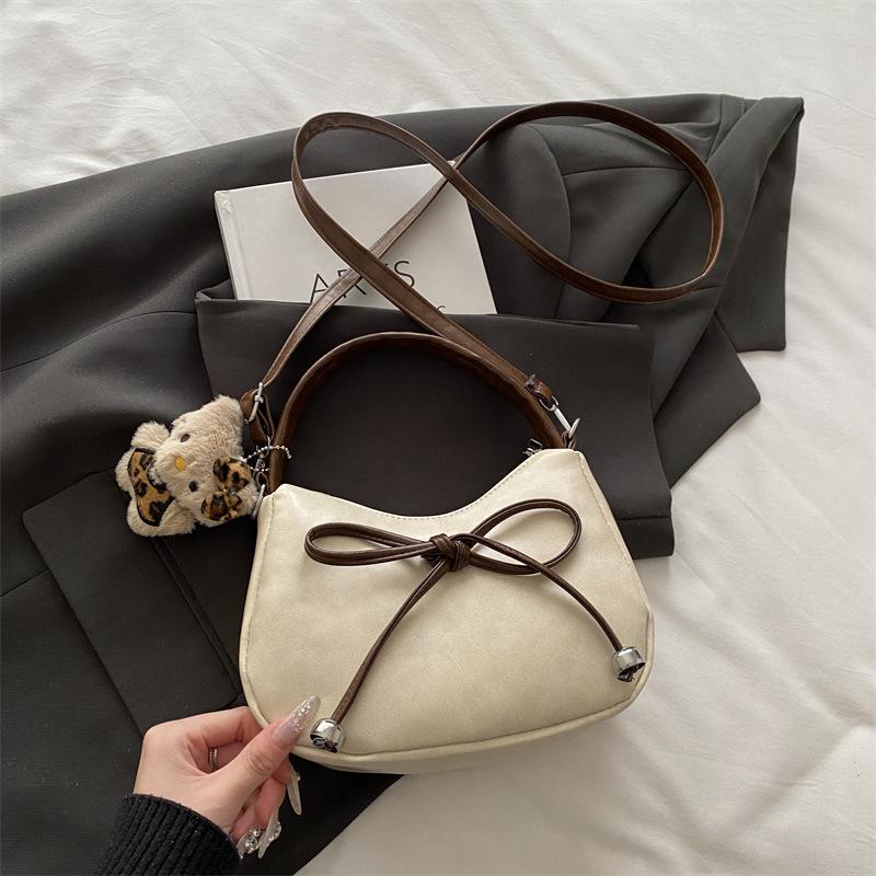 Unique Niche Design Bag Women's New Autumn Versatile Messenger Bag Exquisite Handbag Small Bag