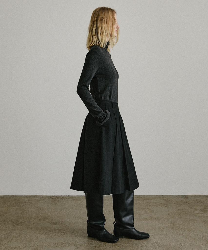 Artid Wool Reverse Pleated Midi Skirt_Black