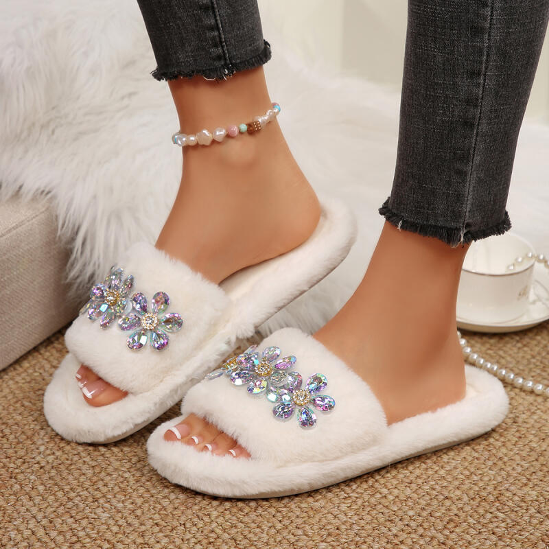Fashion Luxury Glitter Flower Furry Slippers Women 2025 Winter Soft Faux Fur Non Slip Indoor Slides Warm Short Plush Bedroom Slides