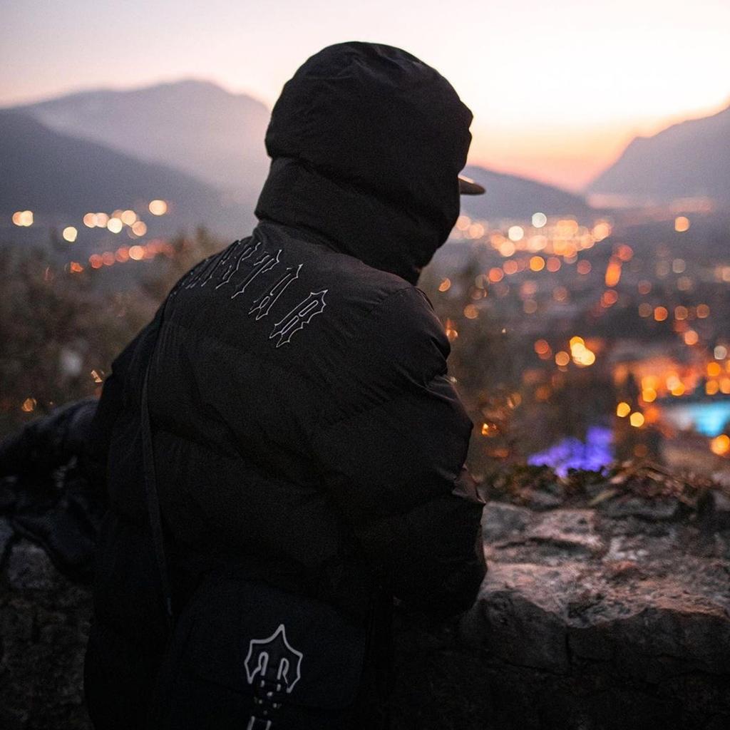 Couple Retro Stand-Up Collar Letter And Small Label Embroidered Zipper Down Warm Jacket