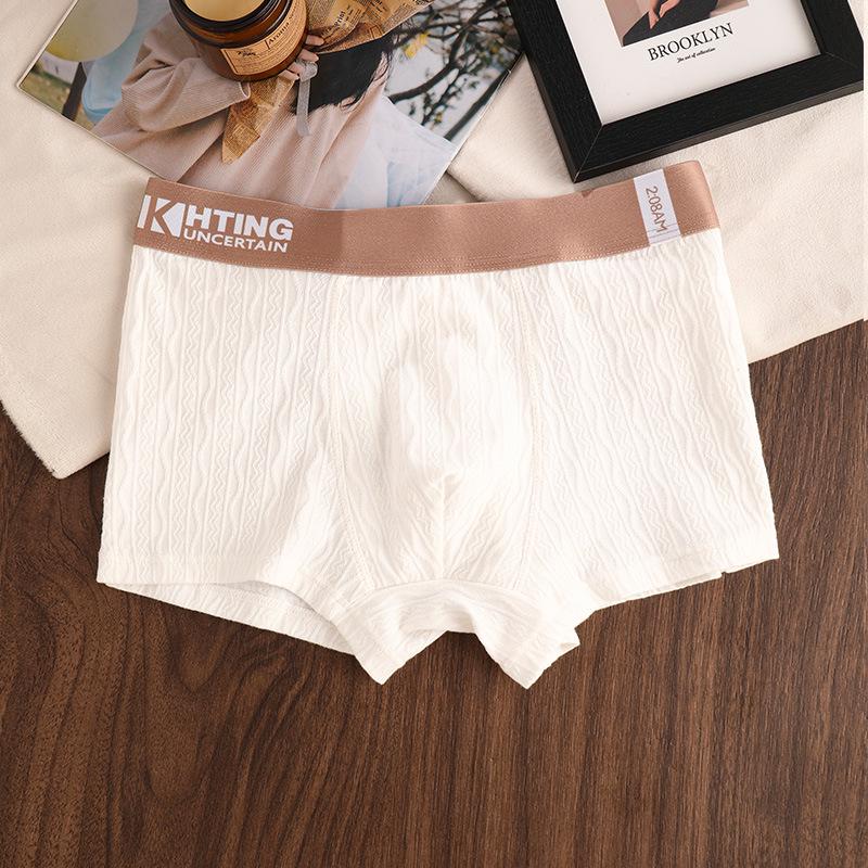 Men's Solid Color Cotton Boxer Shorts - Sporty, Comfortable, Breathable Mid-Rise.