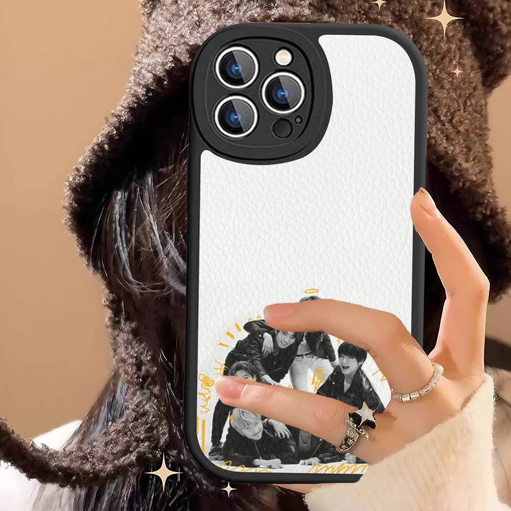 Корейская Kpop группа BTS Bangtan Boys Кожаный Чехол для Телефона Для IPhone 16 15 14 13 12 11 Pro Max Plus Чехол
