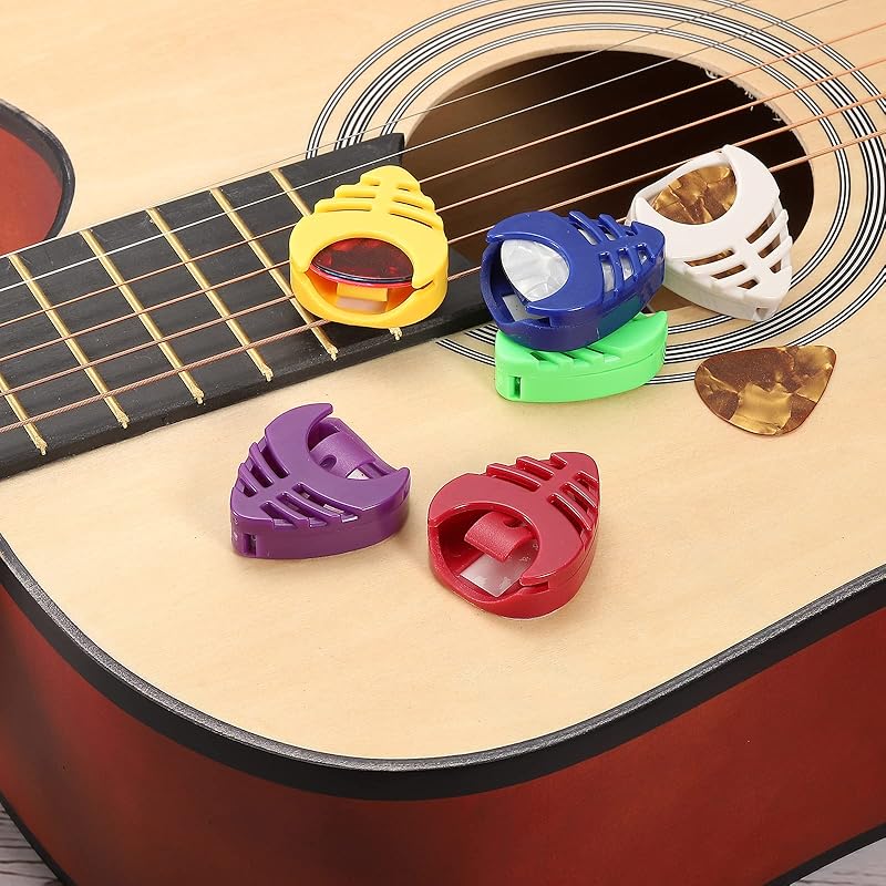 Держатель медиатора uxcell из пластика в форме сердца для укулеле с клейкой основой и пружиной черного цвета, 6 штук