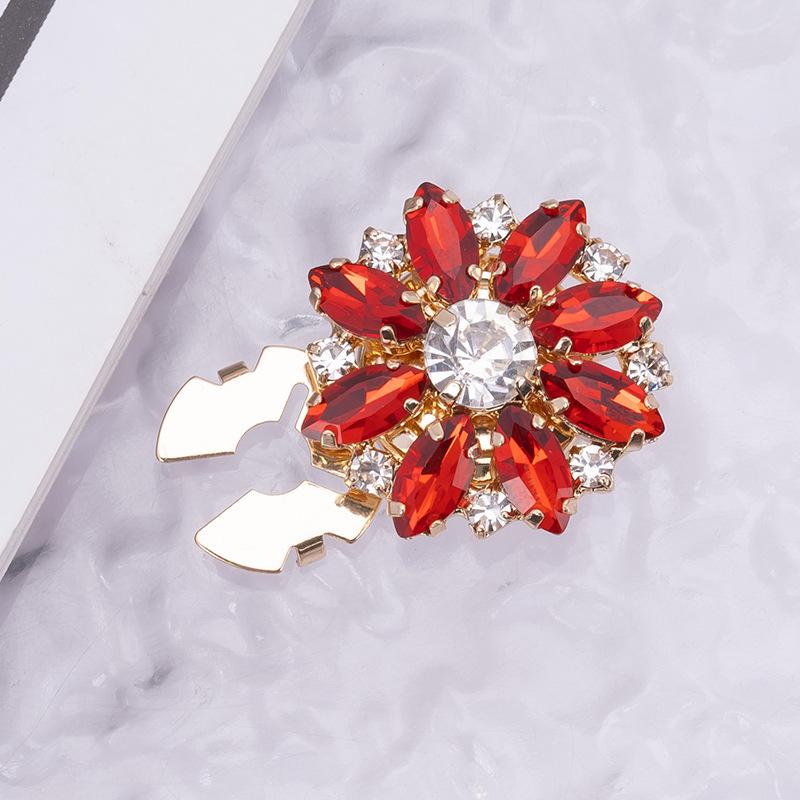 Декоративные запонки и пуговицы для воротника с цветными стразами