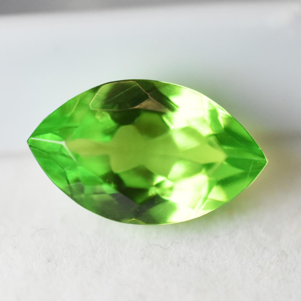 Top Quality 7.35 Ct Natural Green Peridot Marquise Cut Loose Gemstone