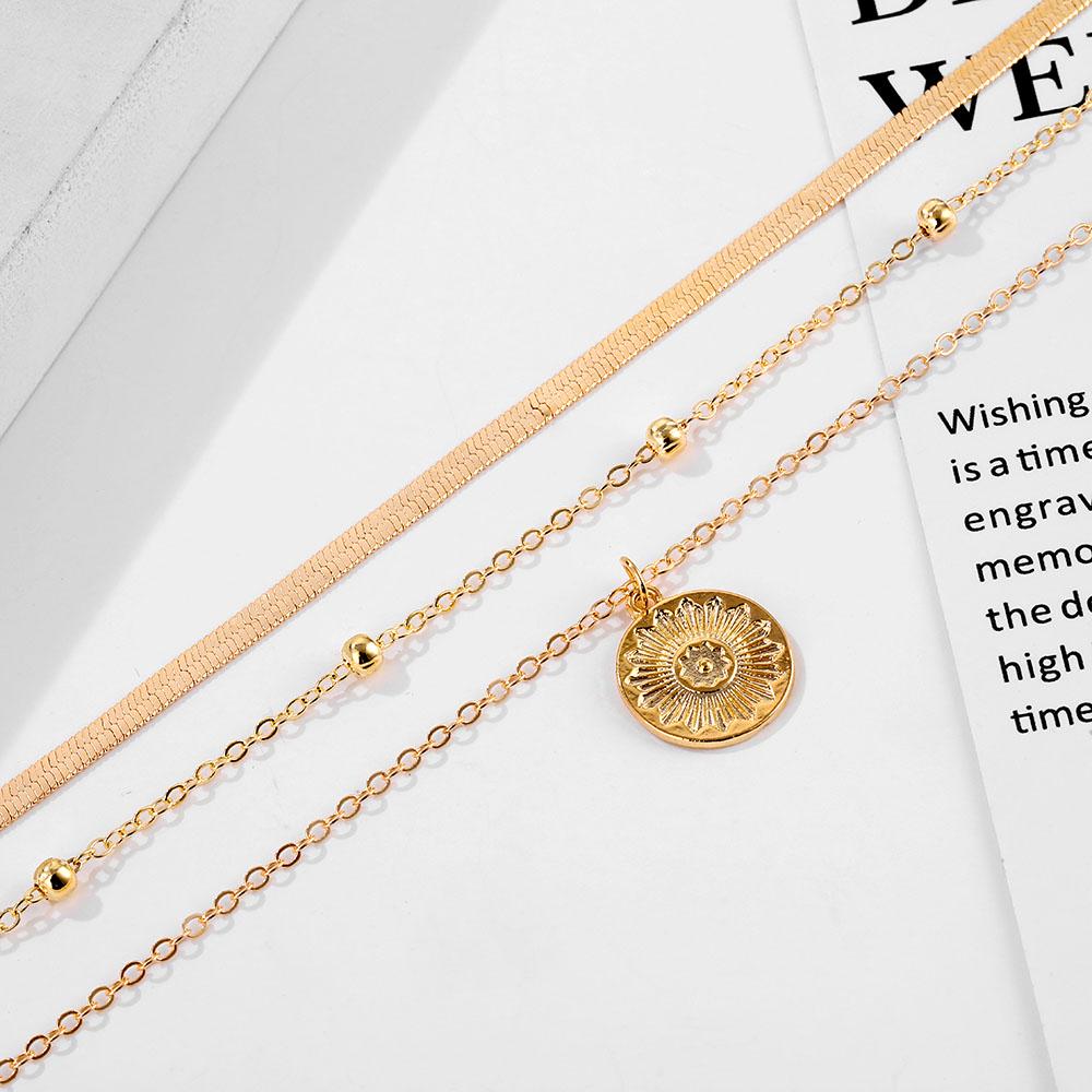 Многослойное женское ожерелье