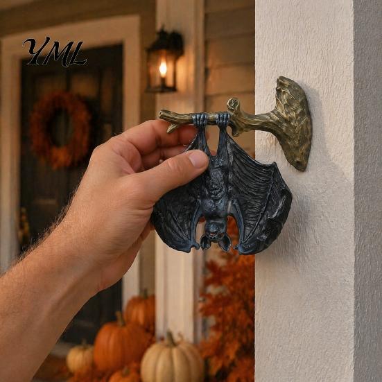 Waterproof Statue Halloween Bat Figurine, Resin Hanging Sculpture, Gothic Upside Garden Fence Accessory Down for Outdoor Tree Yard Decor Scary