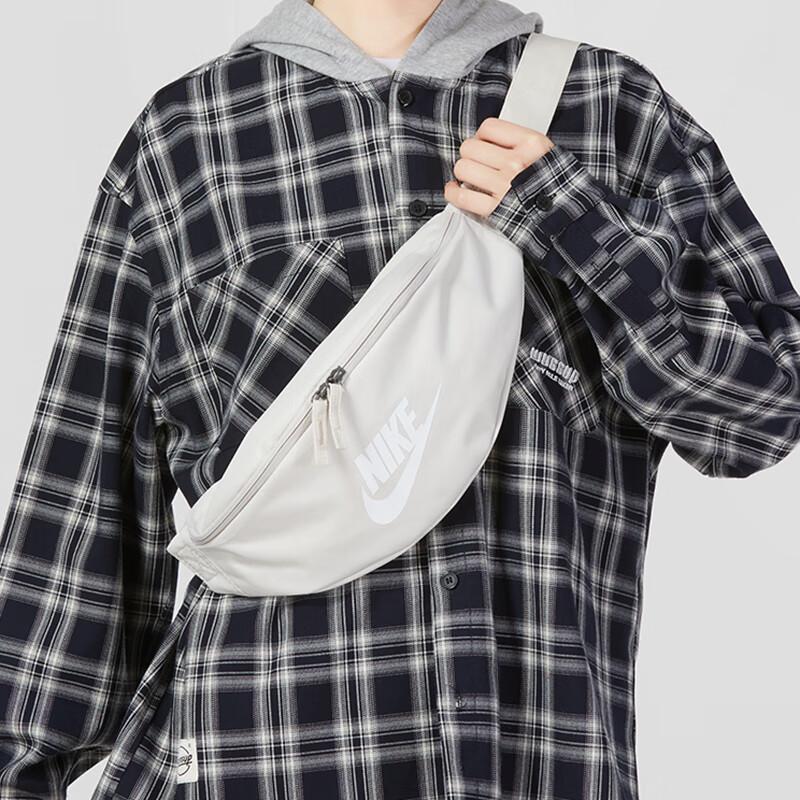 Nike Поясная сумка Heritage 3L Светло-орехово-коричневый/Светло-орехово-коричневый/Белый Повседневная DB0490-104