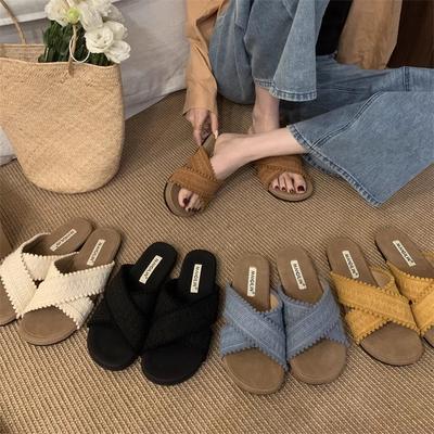 Модная обувь Летние клоги Женские тапочки Перекрещенные Роскошные шлепанцы Пляжные Мягкие Дизайнерские Резиновые Этнические туфли Резиновые тапочки Перекрещенные