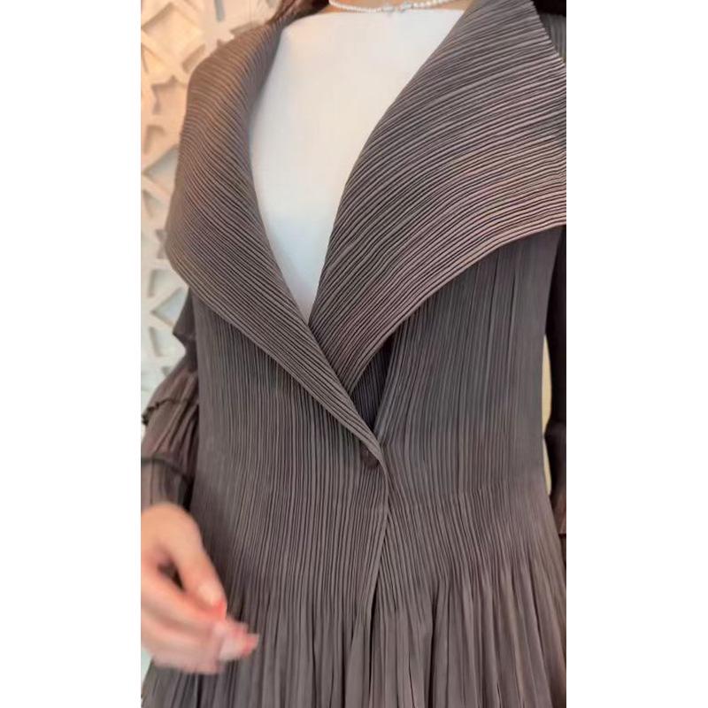 Gray Pleated Ruffle Trim Long Blazer Coat - 2024 Spring/Summer Fashion Trend for Women