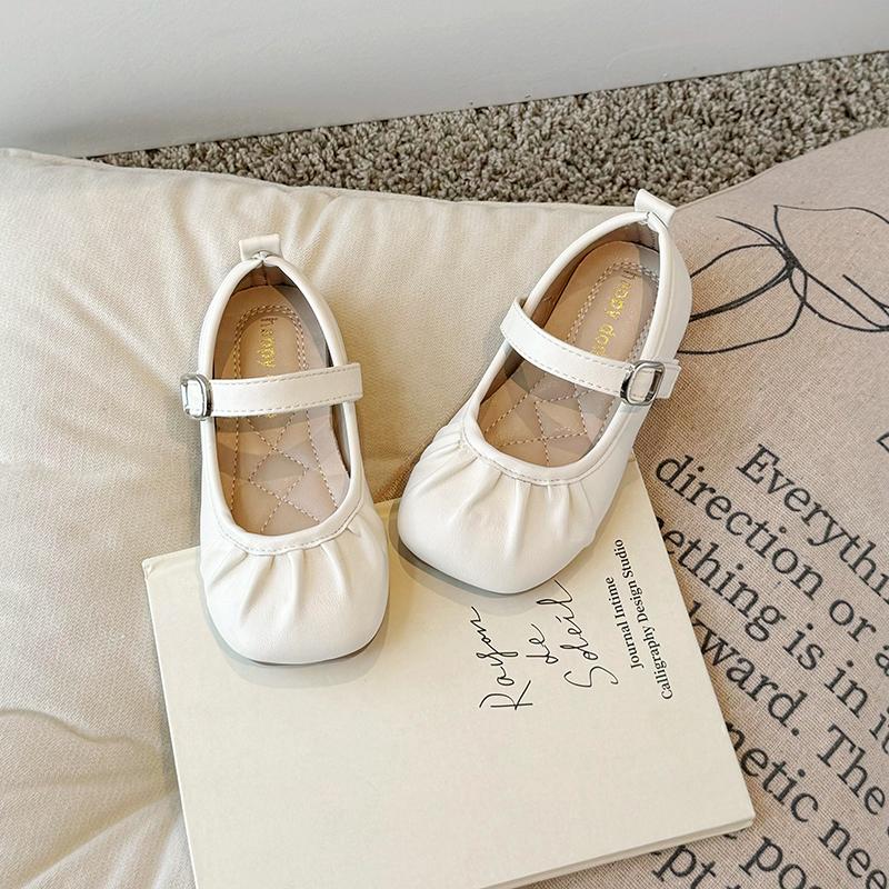 Обувь для девочек из кожи для вечеринки, свадьбы, детская обувь с мелкими складками, детские мокасины на плоской подошве, нескользящая обувь 2024 года, осень-весна