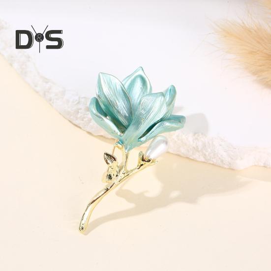 Magnolia Brooch Zinc Alloy Pin with Oil Dripping Process Decorative Pin T-Shirts Dresses Coats Badge Jewelry Accessory