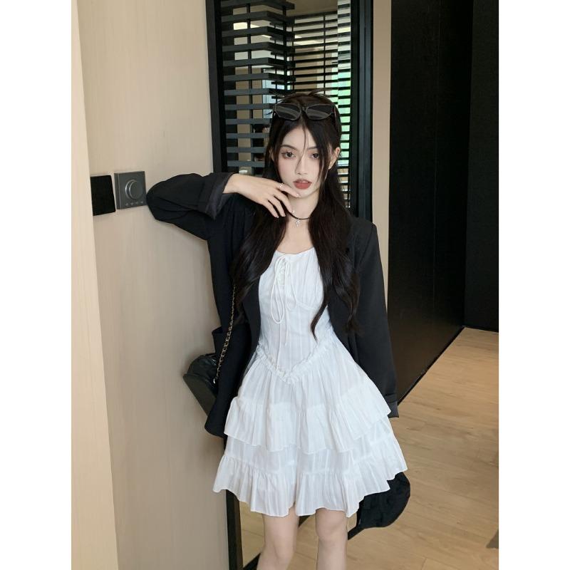 Белое короткое платье с оборками, женское элегантное милое мини-платье без рукавов в Корейском стиле для вечеринок, женская мода, лето 2024, повседневное